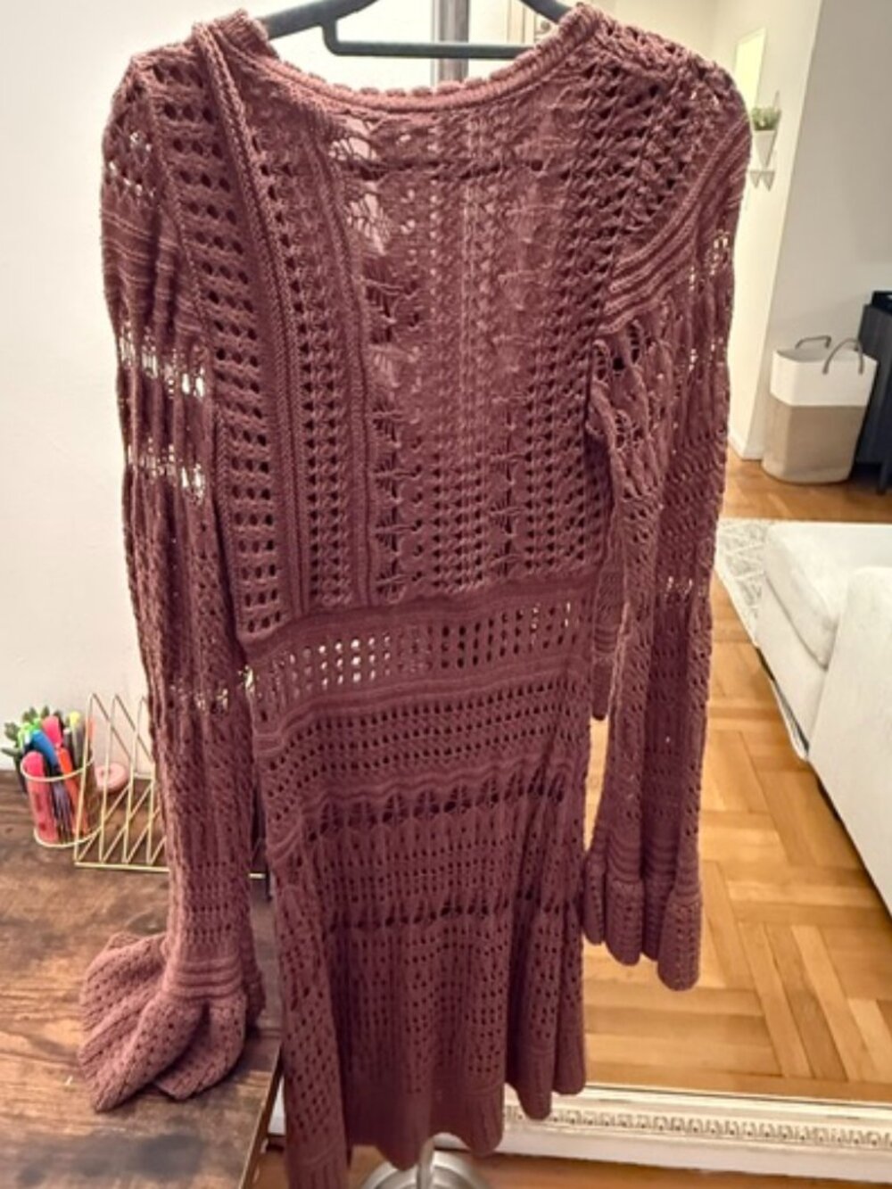 Free People Crochet Knit Bell Sleeve Mini Dress Size M Boho Mauve Brown - Picture 4 of 4